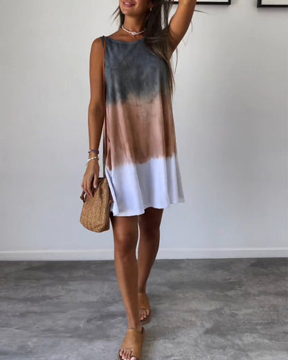 Women's sleeveless colour block mini dress with round neckline