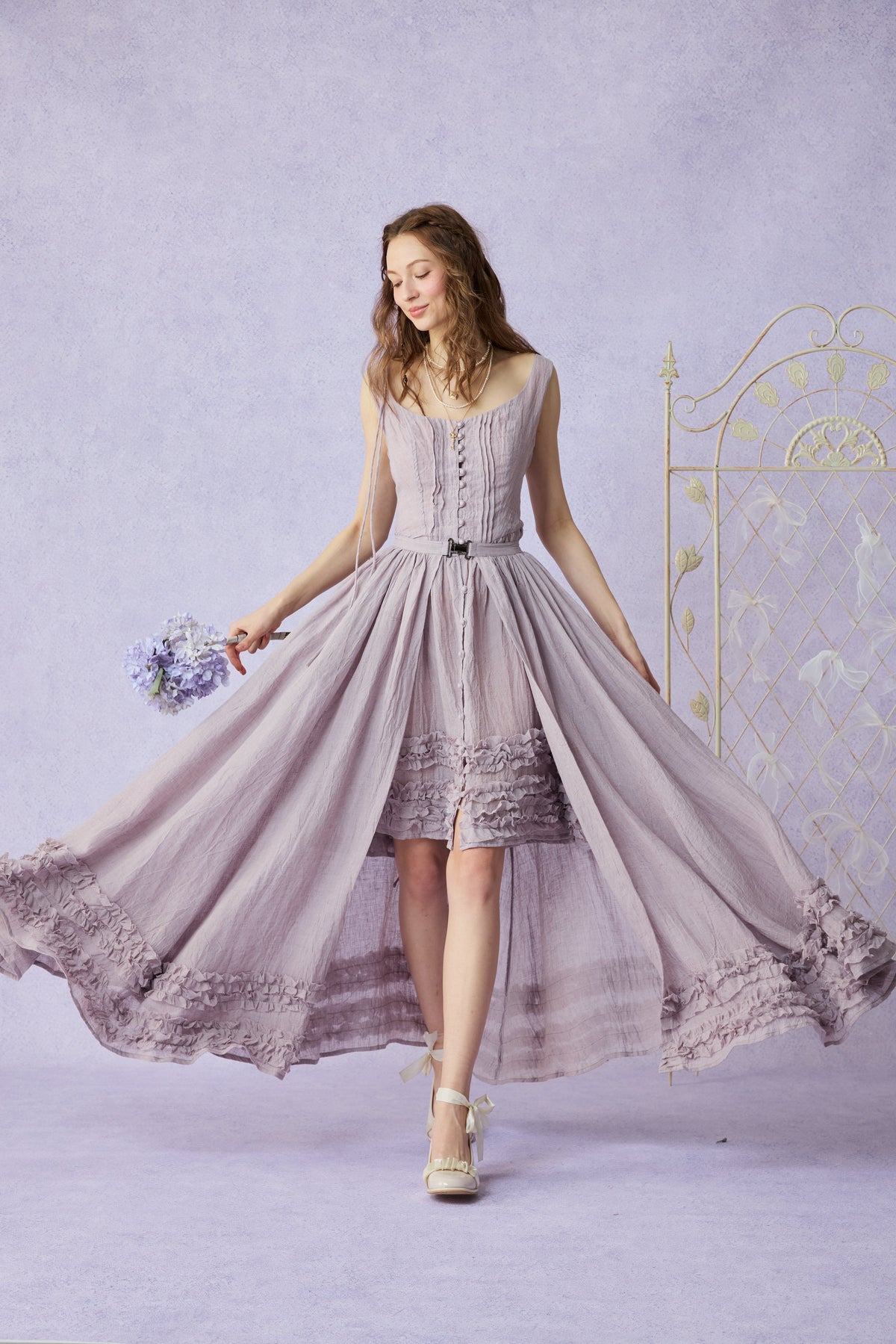 Women's sleeveless ruffled two-piece dress and skirt set with square neckline