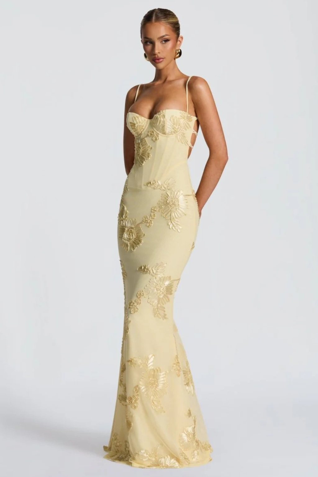 Vestido largo con corsé y bordado de flores de mujer con tirantes finos
