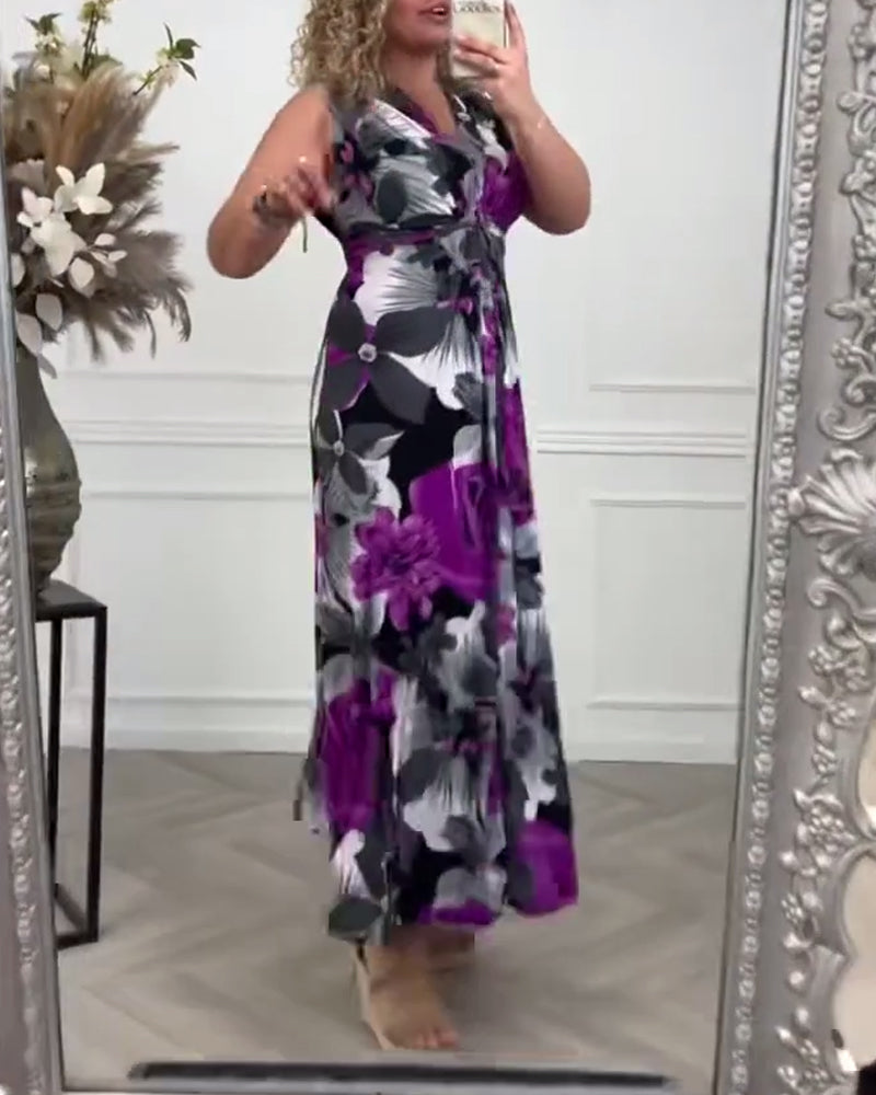 Women's sleeveless floral pleated maxi dress with V-neck and gathered front