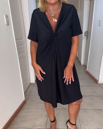 Women's black knee-length dress with V-neck, short sleeves and twist front
