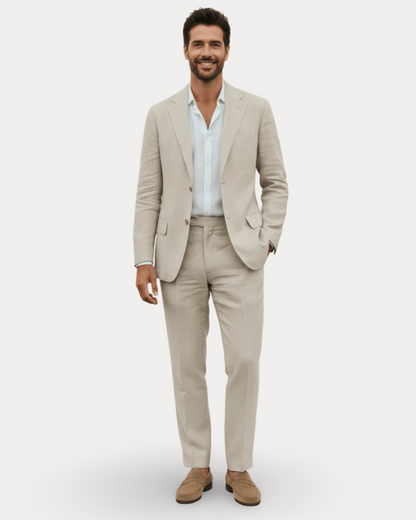 Men's tailored two-piece suit with notch lapel, long sleeves and matching trousers