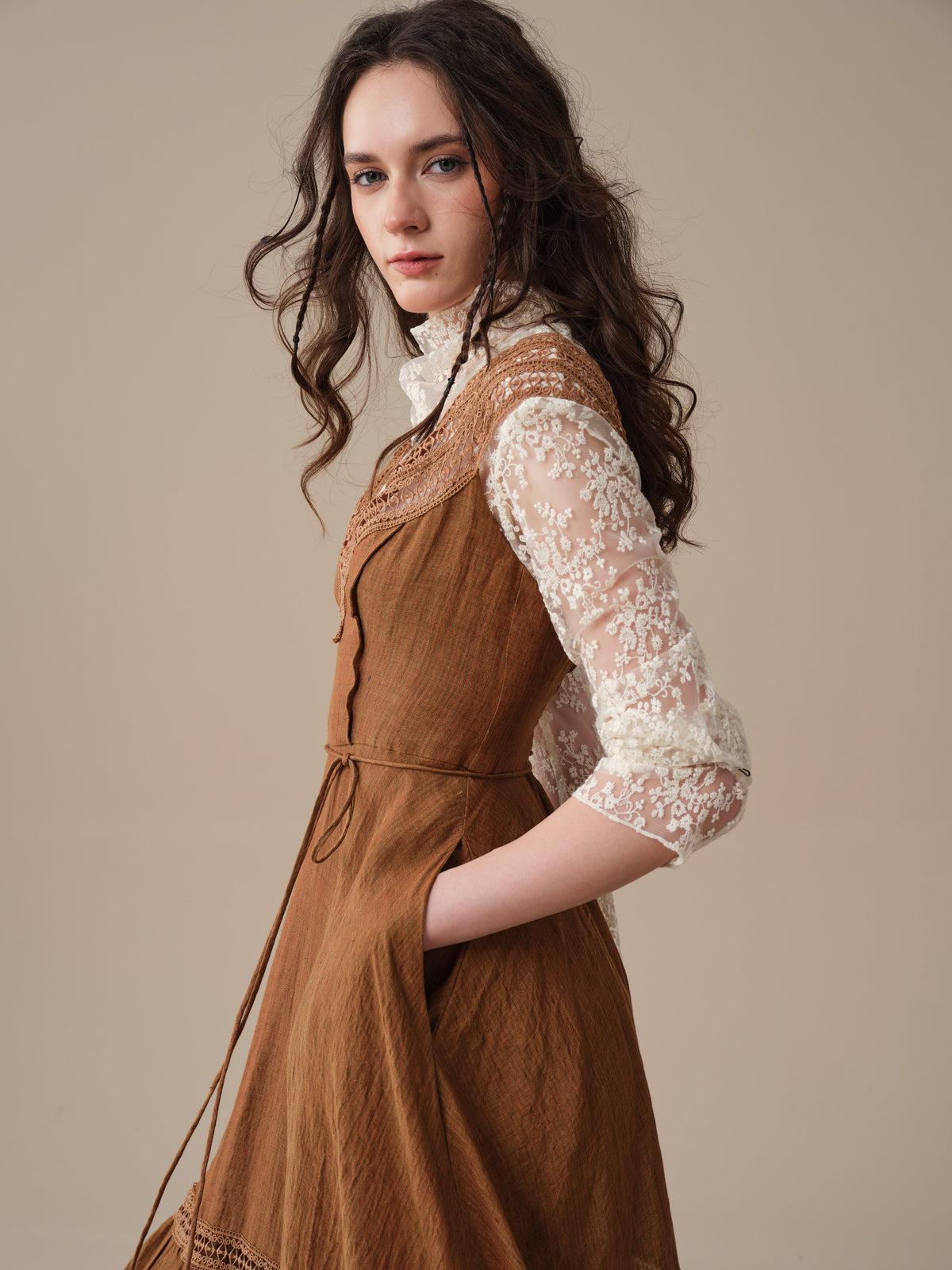 Women's lace-trimmed flared maxi dress with a tiered skirt