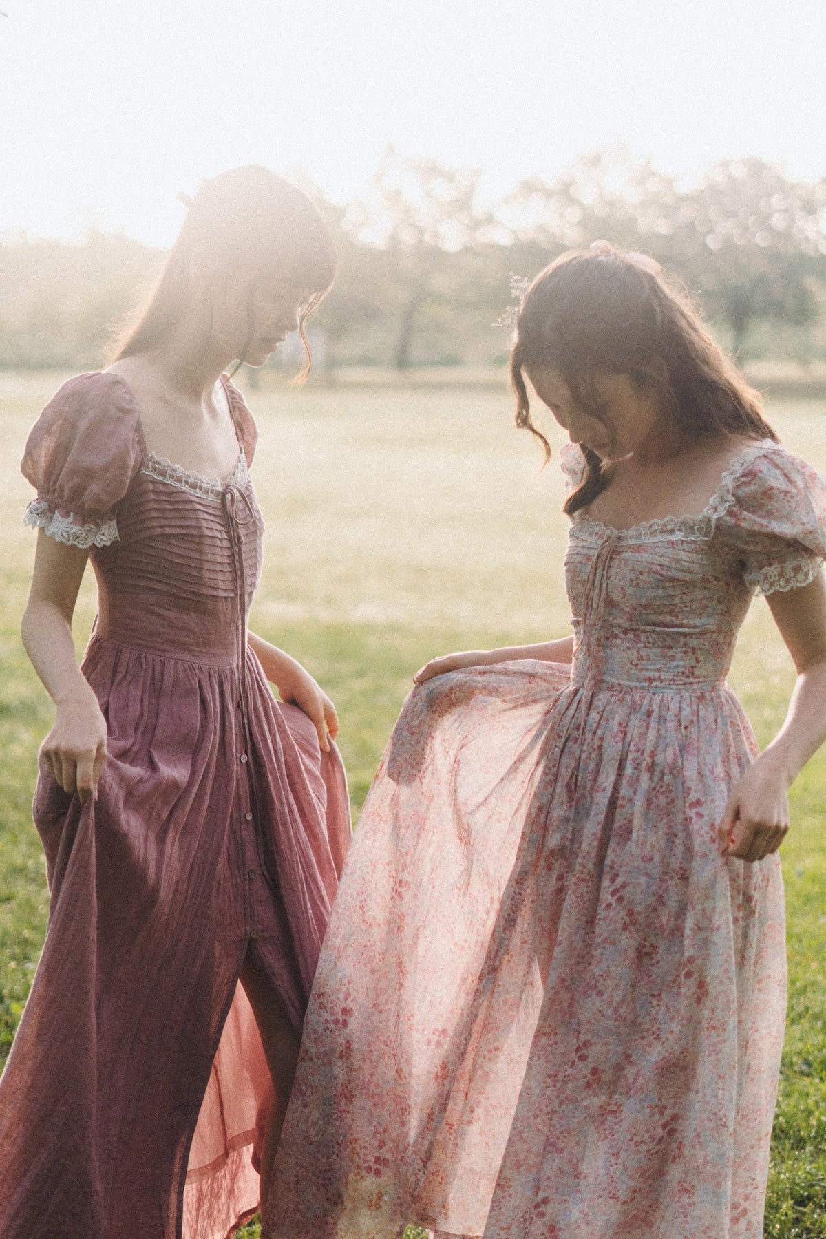 Vestido largo rosa de flores de mujer con escote cuadrado y mangas abullonadas