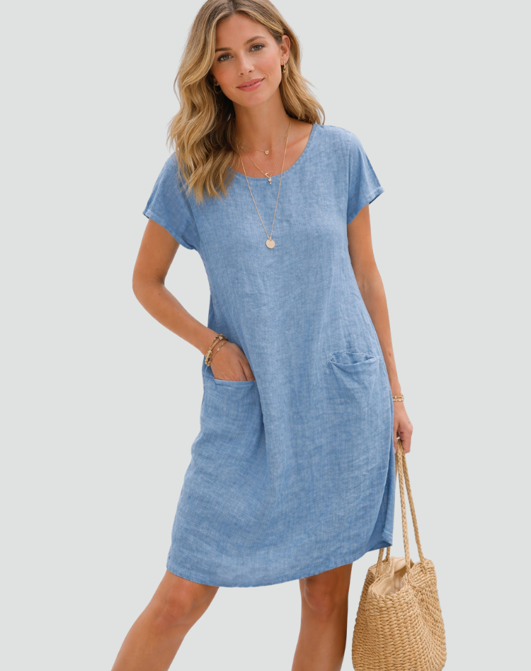 Women's loose short-sleeve mini dress with round neckline and front pockets