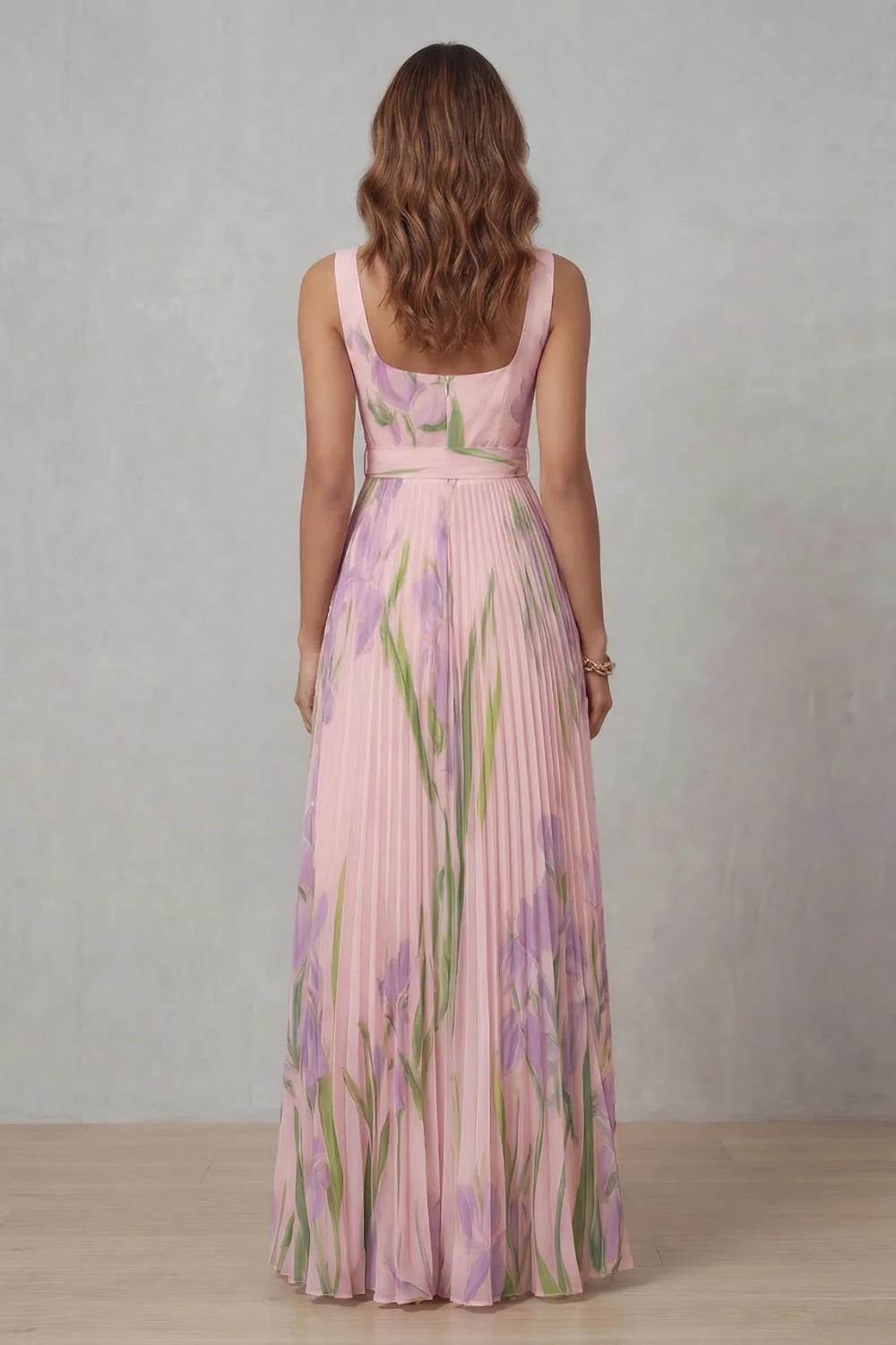 Women's floral pleated maxi dress with square neckline and sleeveless bodice