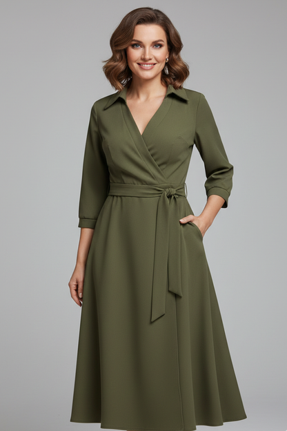 Women's wrap midi dress with V-neckline, shirt collar, three-quarter sleeves and tie waist