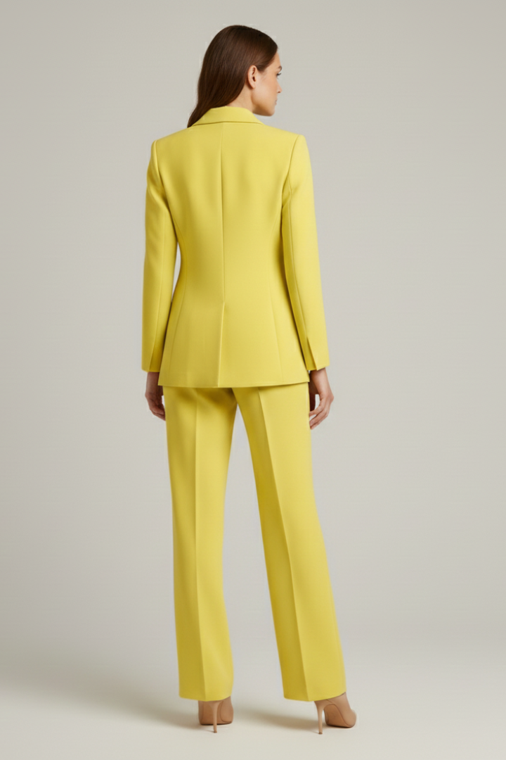 src-women_ssuitwithjacketandwide-legpants_10