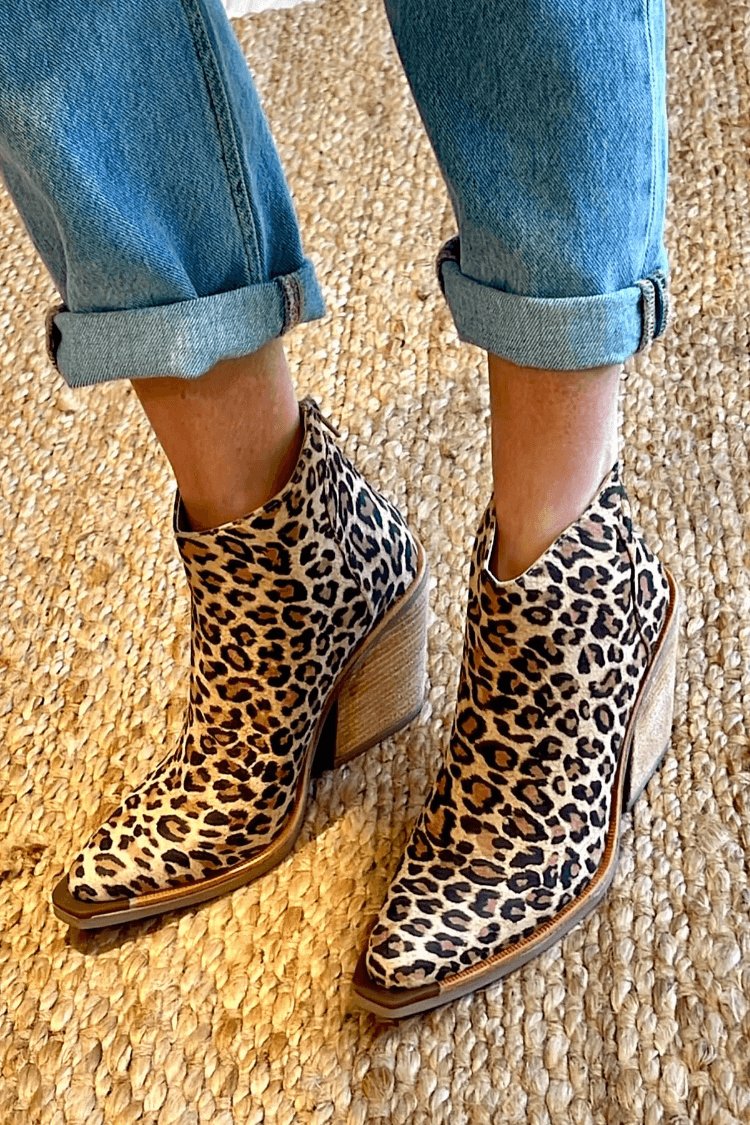 Women's Comfort Block-Heel Pointed-Toe Western Boots — Everyday in Brown