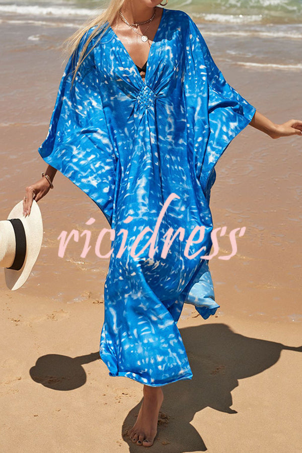 Women's printed pleated swimwear cover up with V-neck and side slits