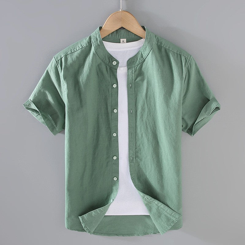Men's short sleeve Mandarin collar shirt with button front and curved hem