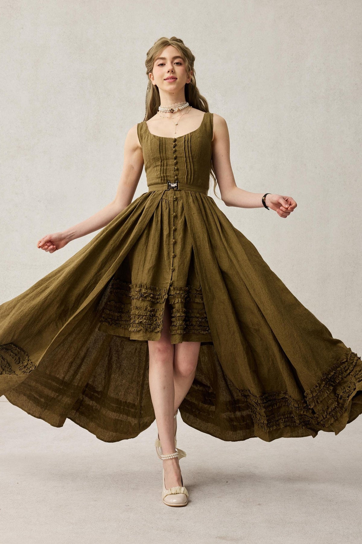 Women's sleeveless ruffled two-piece dress and skirt set with square neckline