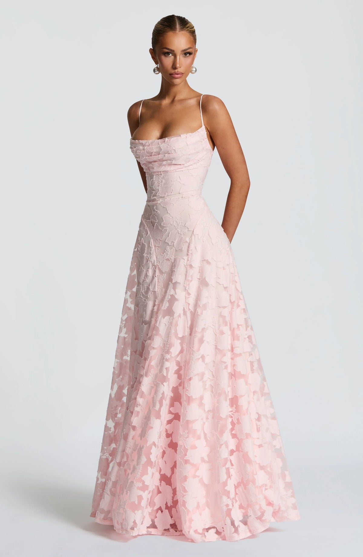 Women's floral maxi dress with square neckline and spaghetti straps