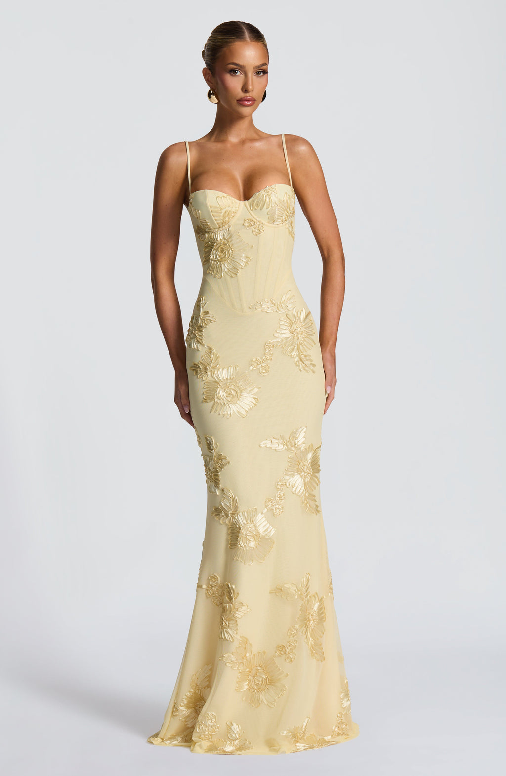 Women's floral corset maxi dress with sweetheart neckline and spaghetti straps