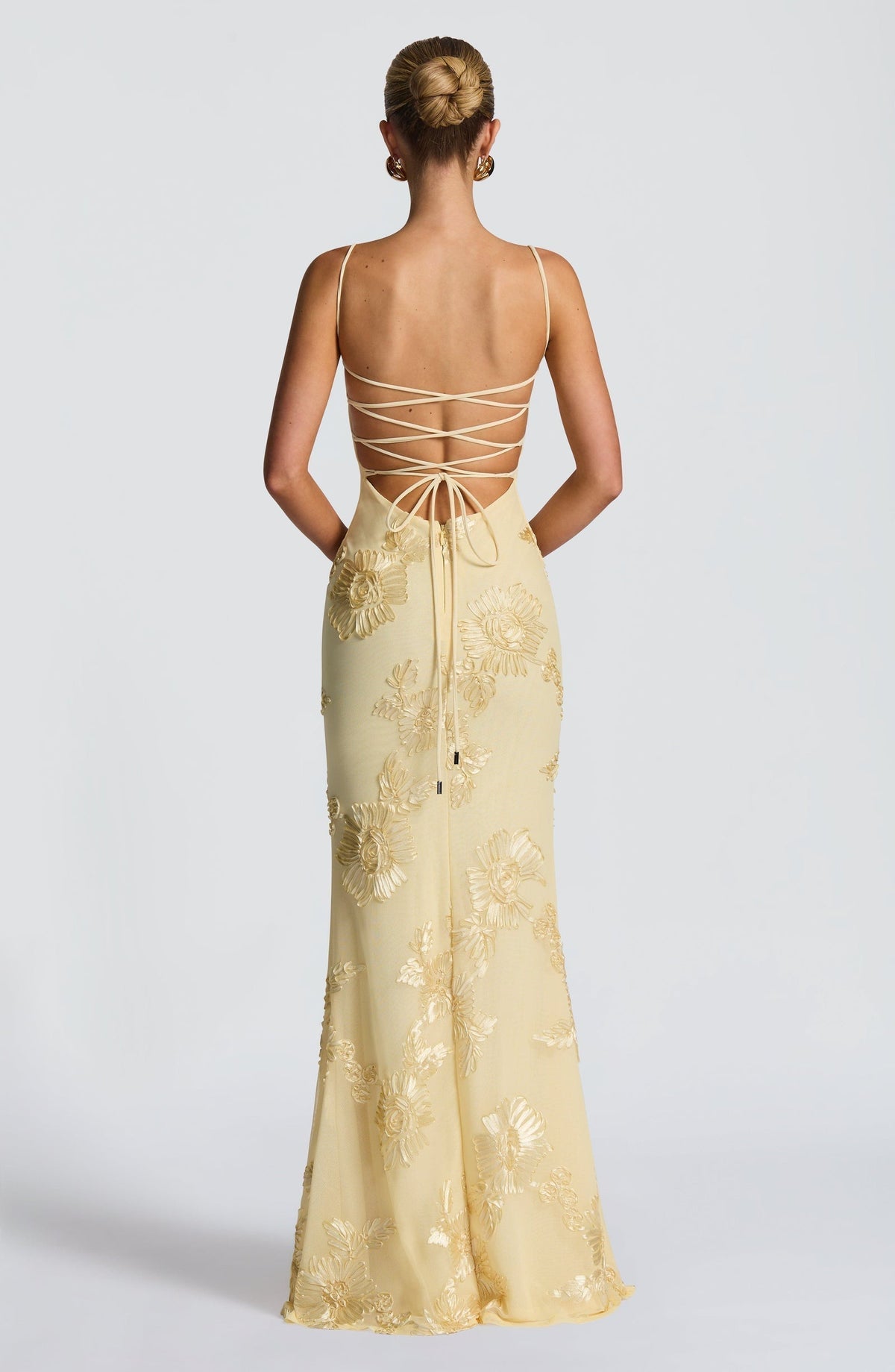 Women's floral corset maxi dress with sweetheart neckline and spaghetti straps